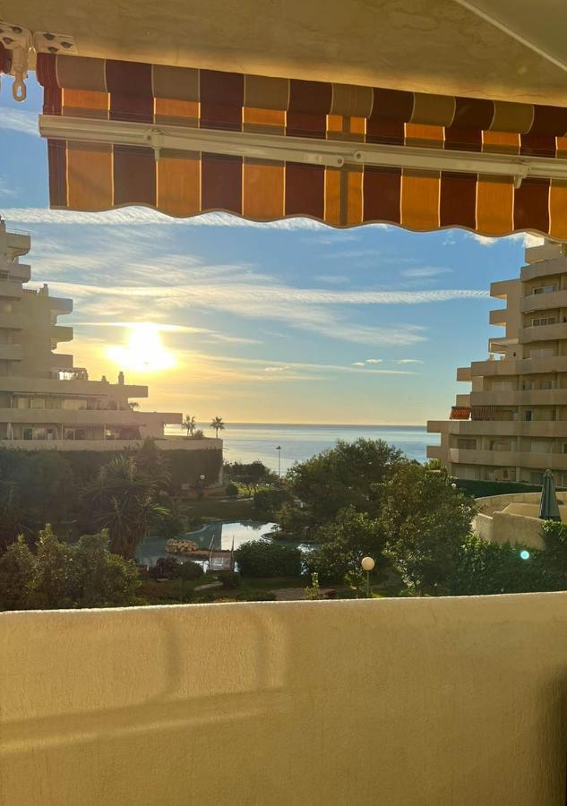 Benalbeach Sea View 24H Entry Benalmadena Bagian luar foto