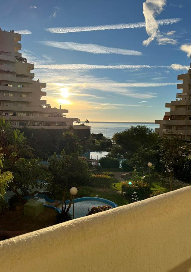 Benalbeach Sea View 24H Entry Benalmadena Bagian luar foto