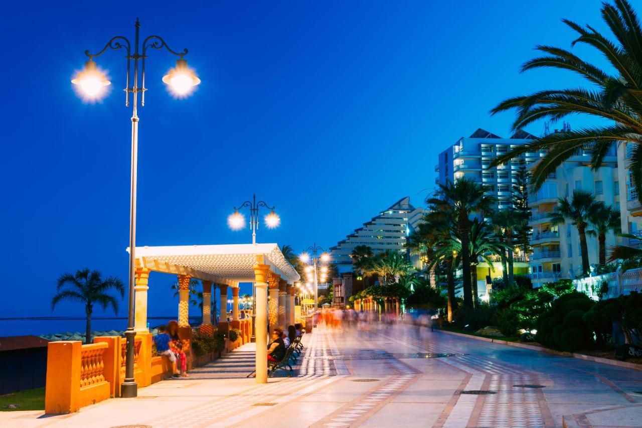 Benalbeach Sea View 24H Entry Benalmadena Bagian luar foto
